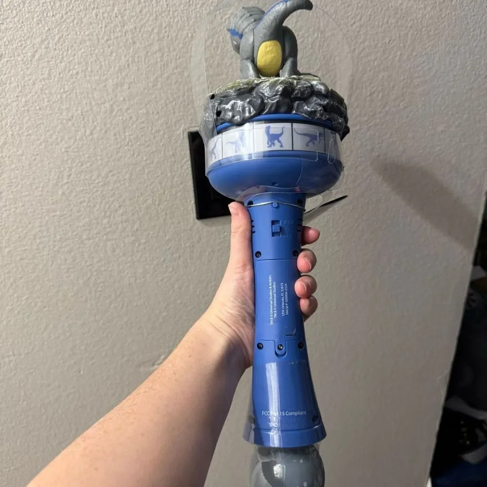 Universal Studios Jurassic Park Blue Dinosaur Bubble Wand New Mega Parade